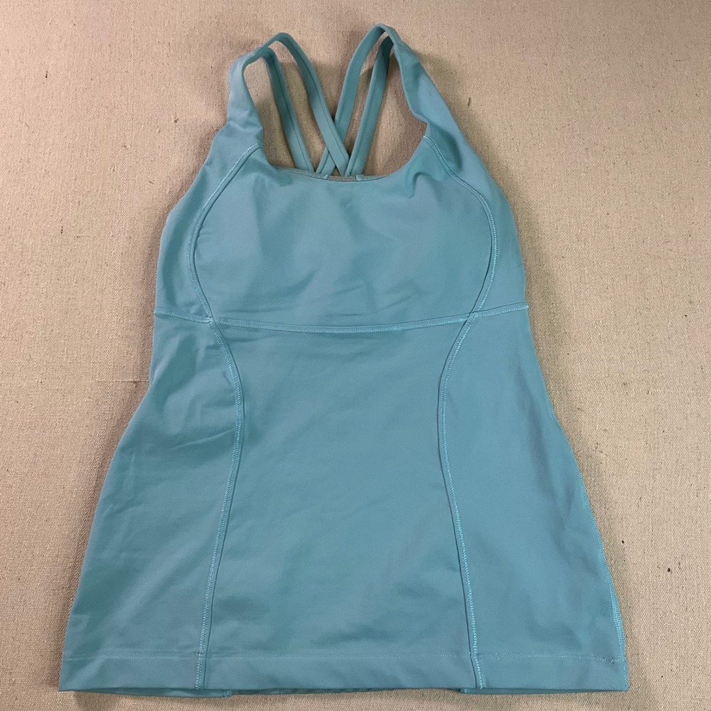 Lululemon Energy Tank Womens Size 4 Blue
